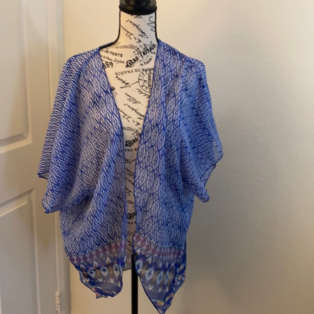 ☀️NWT Kimono Bijoux Terner☀️
